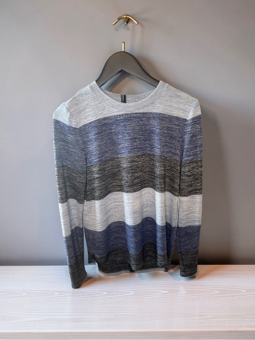 Banana Republic Women’s Long-Sleeve Striped Crew Neck Shirt - Blue & Gray
